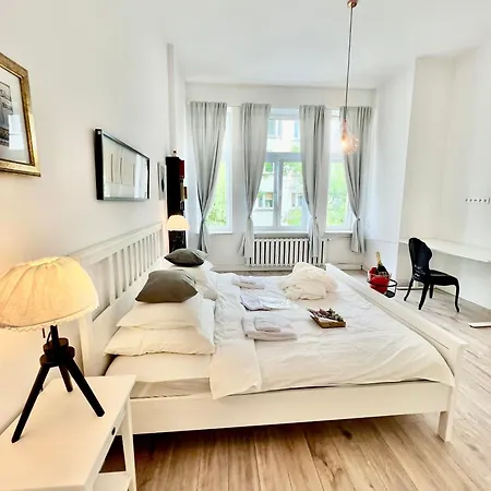 Ferienwohnung Warszawa Hoza Exterior foto